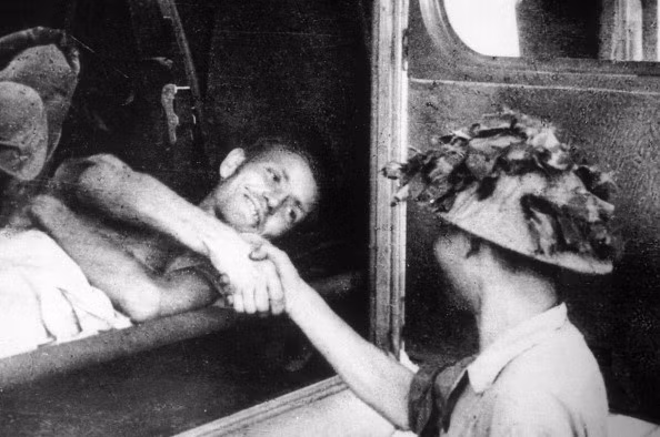 nhung buc anh chan dong dia cau trong chien dich dien bien phu 1954