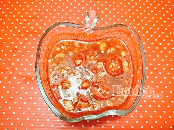 nghi le vao bep lam chan ga ngam xoai xanh mon nhau ngon khong the bo qua