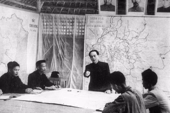 nhung buc anh chan dong dia cau trong chien dich dien bien phu 1954