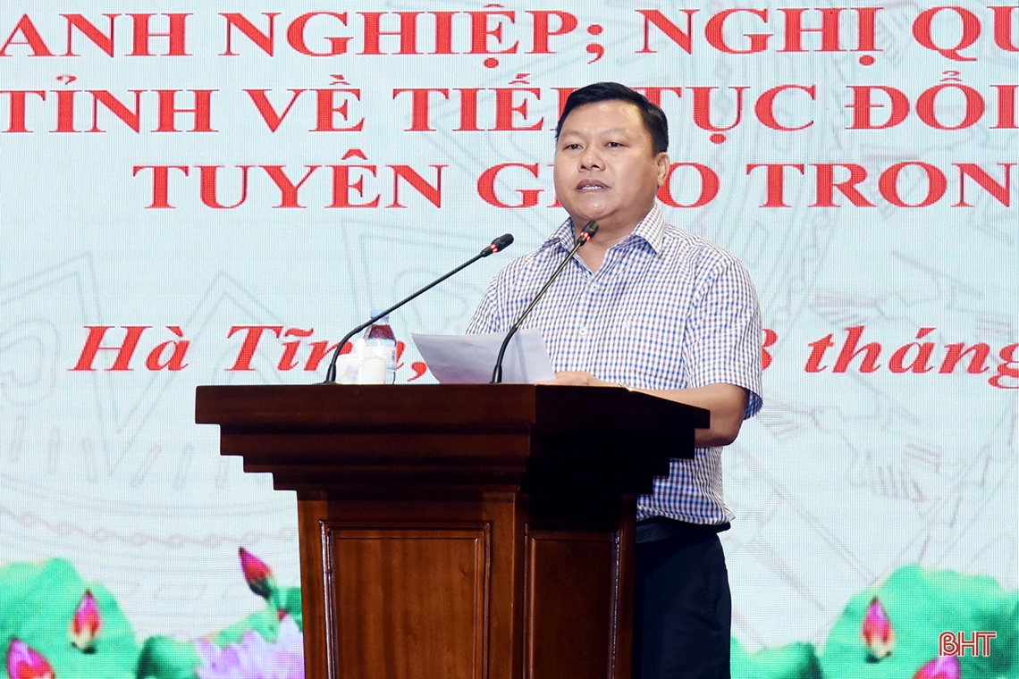 Tiếp tục quan tâm xây dựng tổ chức Đảng trong doanh nghiệp và đổi mới công tác tuyên giáo