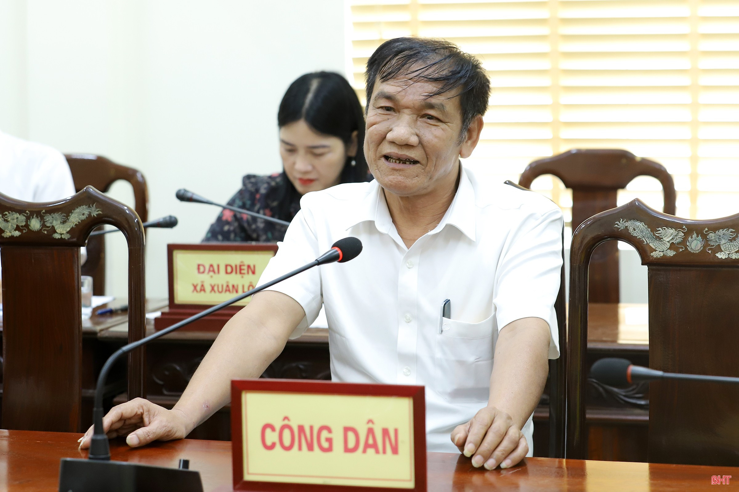 bqbht_br_bi-thu-tinh-uy-tiep-cong-dan-4.jpg