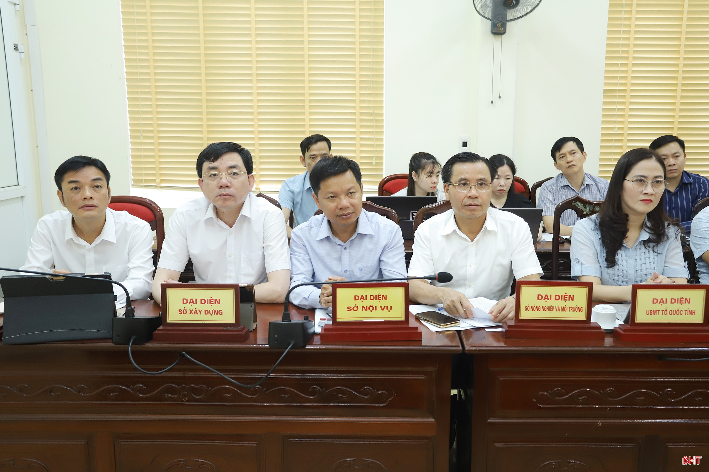bqbht_br_bi-thu-tinh-uy-tiep-cong-dan-7b.jpg
